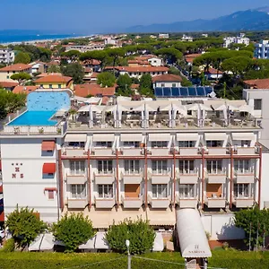 Hotel Nuova Sabrina, Marina di Pietrasanta